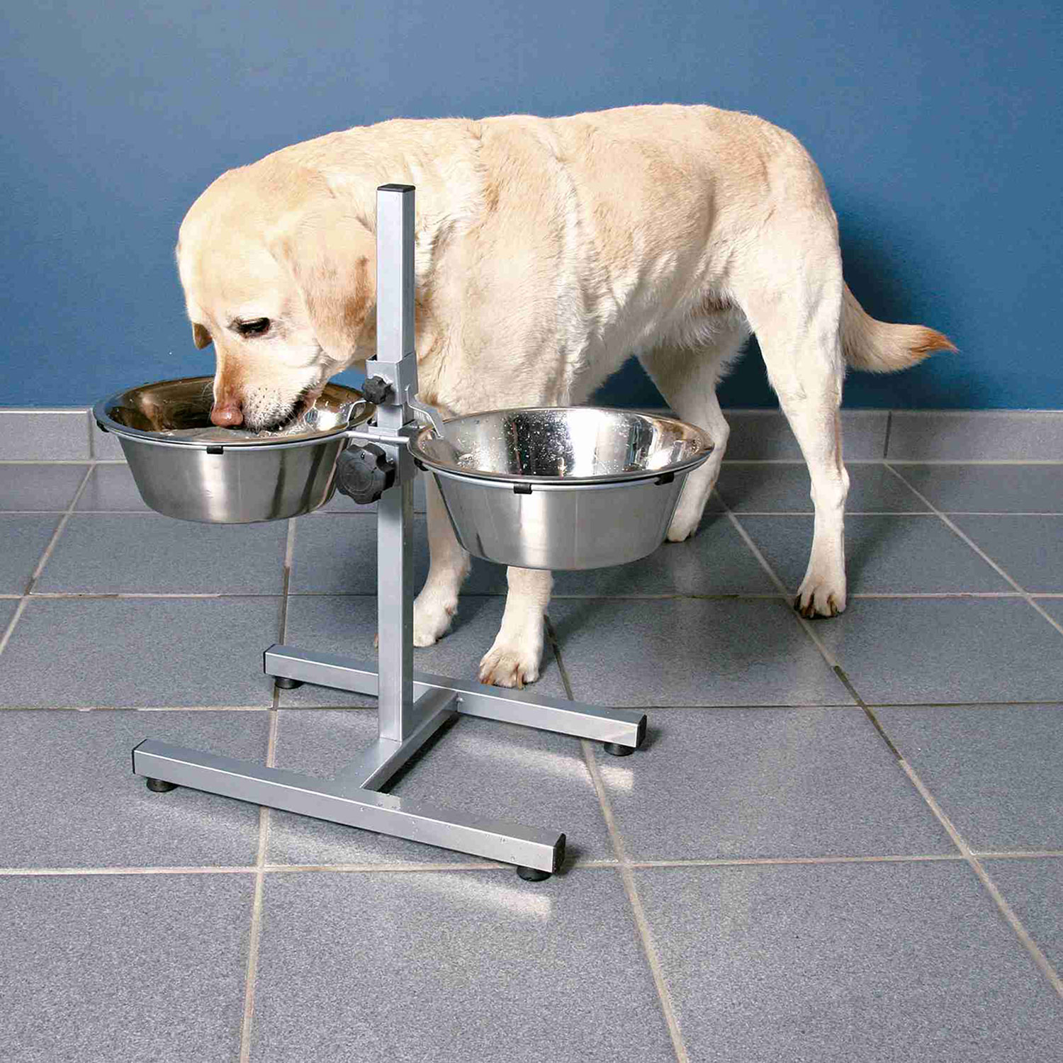 Soporte Con Comederos Trixie - Imagen 2