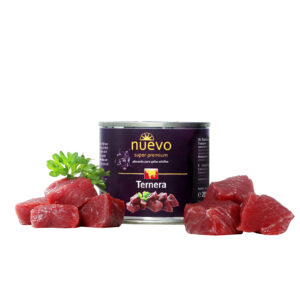 Nuevo Lata Cat Adult Ternera 200 g